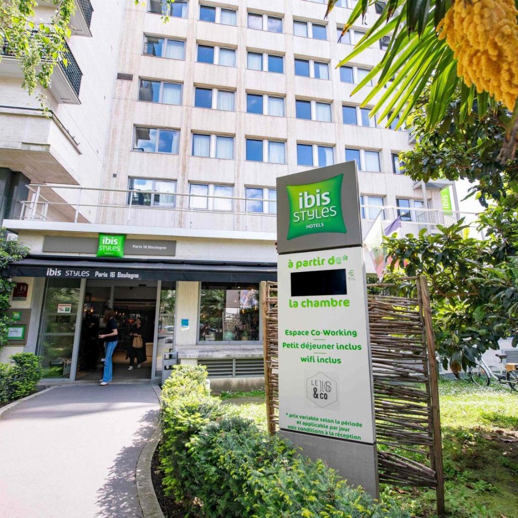 Photograph of ibis Styles Paris 16 Boulogne