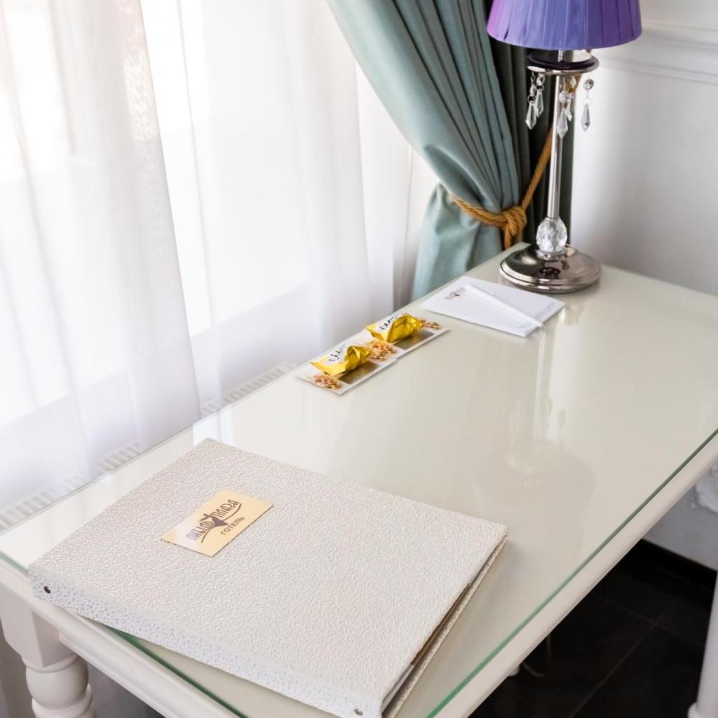 Boutique Spa Casino Hotel Lybid Plaza — 