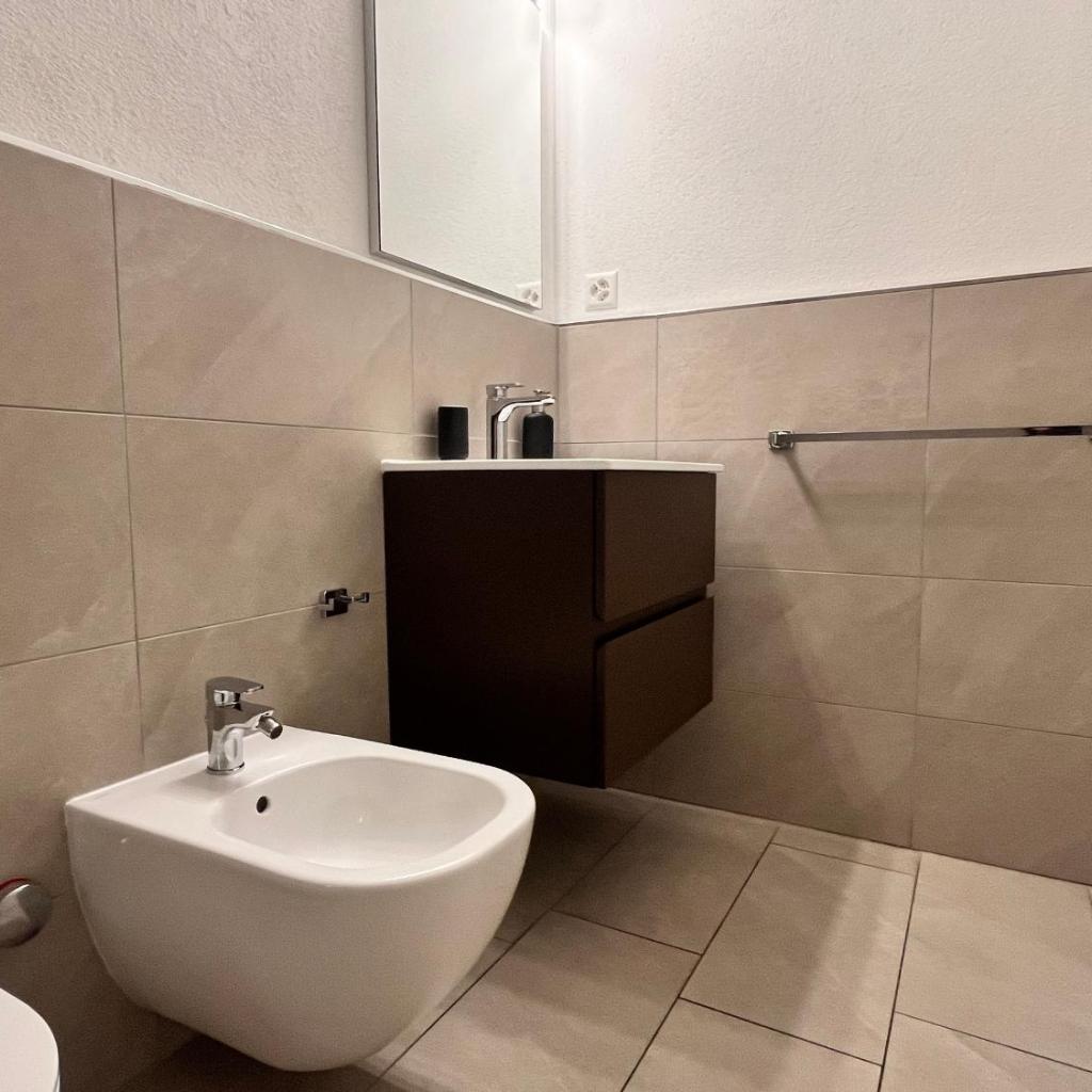 Image 25 - GuestHouse Lugano Studio Apartments by LR