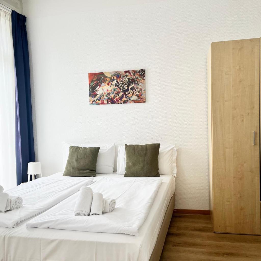 Image 65 - GuestHouse Lugano Studio Apartments by LR