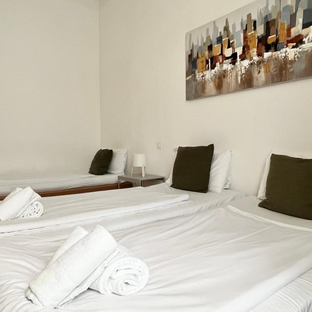 Image 70 - GuestHouse Lugano Studio Apartments by LR