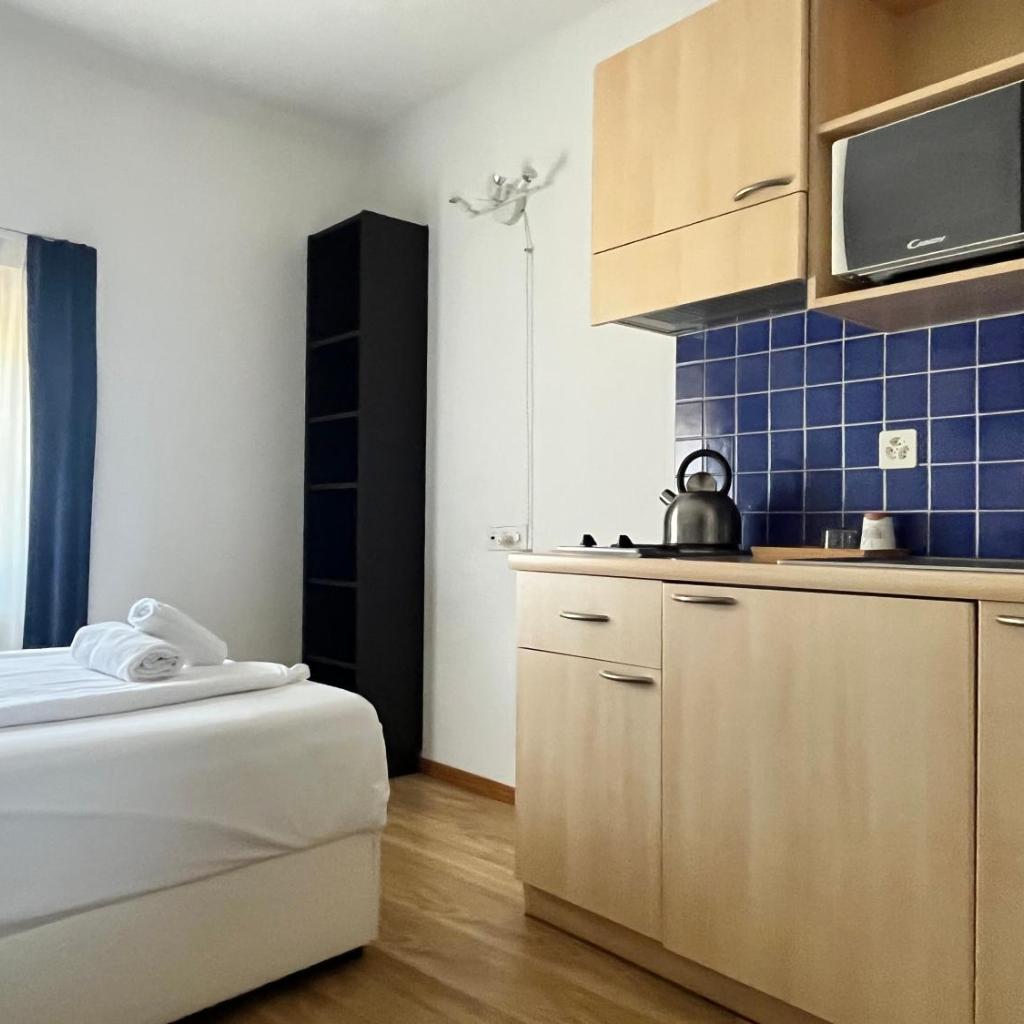 Image 73 - GuestHouse Lugano Center by LR
