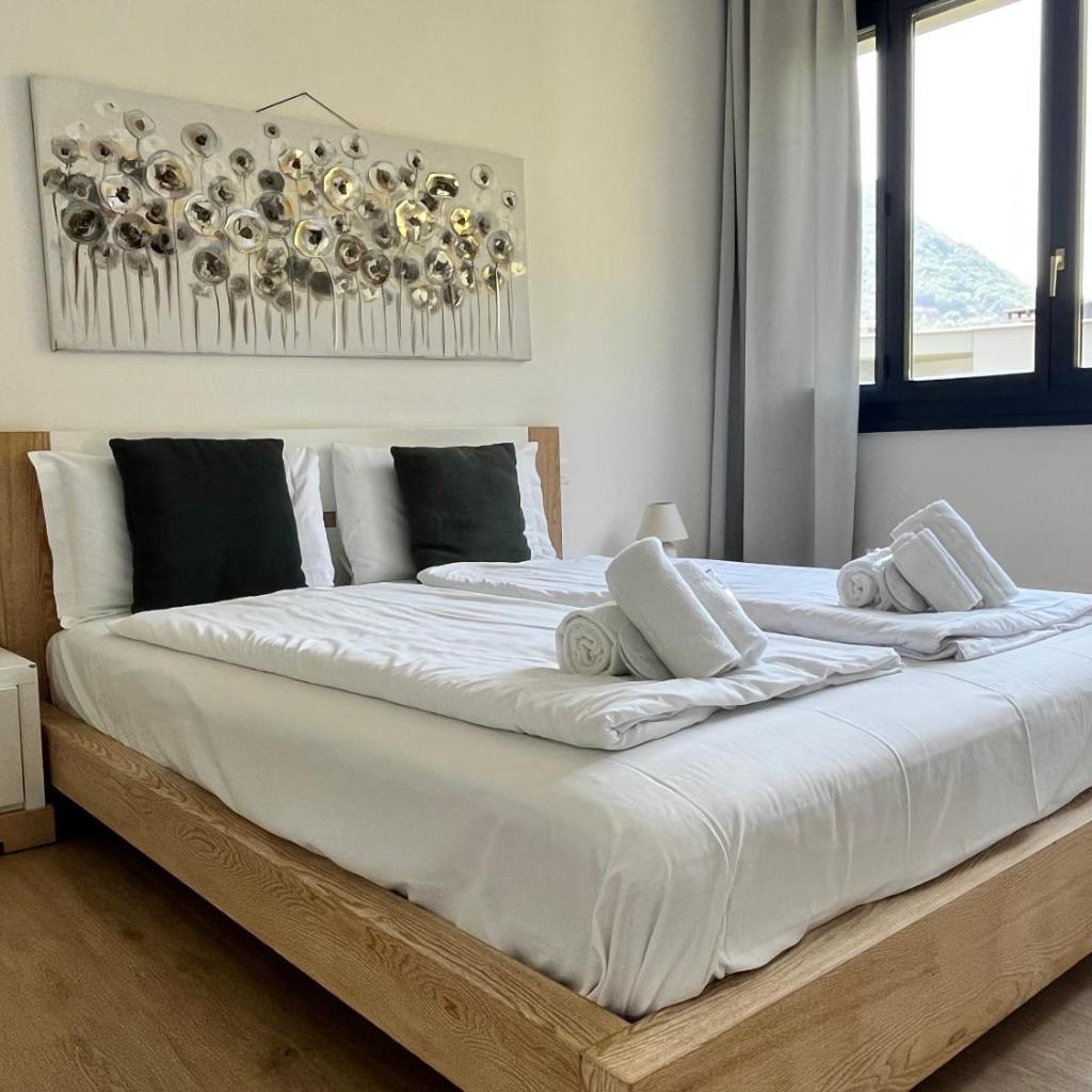 Image 82 - GuestHouse Lugano Center by LR