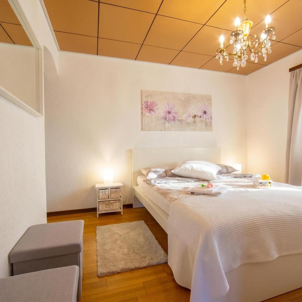 Image 17 - Chiara's Home - Happy Rentals