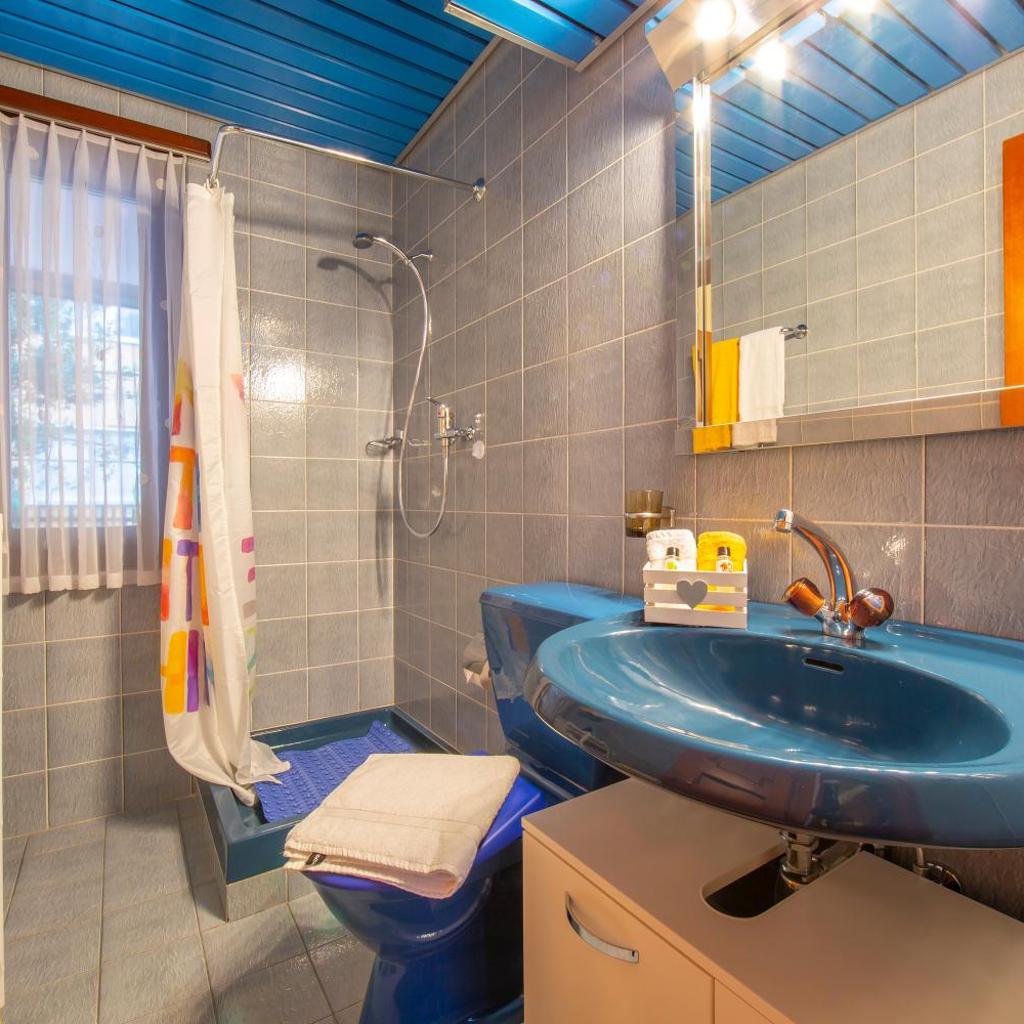 Image 19 - Chiara's Home - Happy Rentals