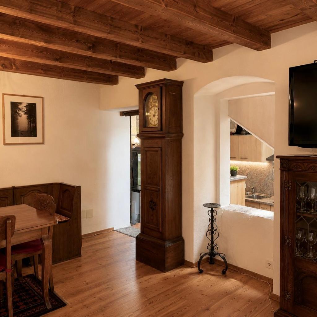 Image 26 - Santorini by Quokka 360 - Alpine Apartment in Leventina