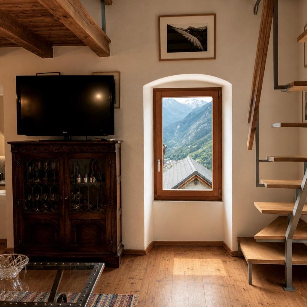 Image 25 - Santorini by Quokka 360 - Alpine Apartment in Leventina