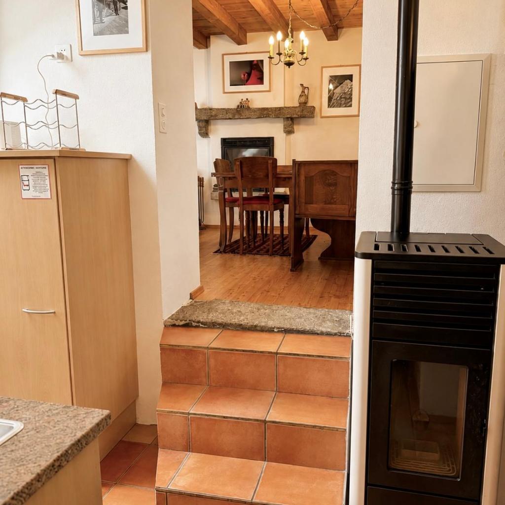 Image 23 - Santorini by Quokka 360 - Alpine Apartment in Leventina