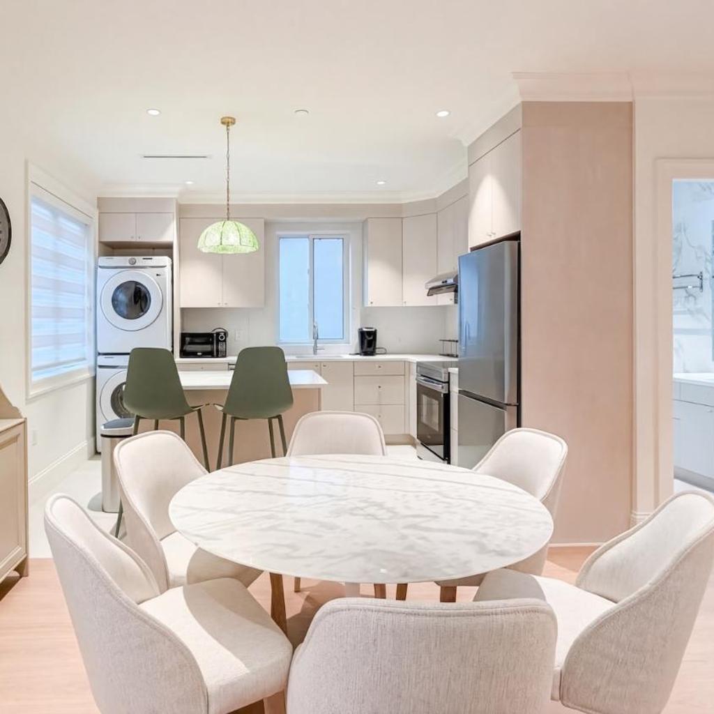 Photograph of Bright new 5BR Kerrisdale House