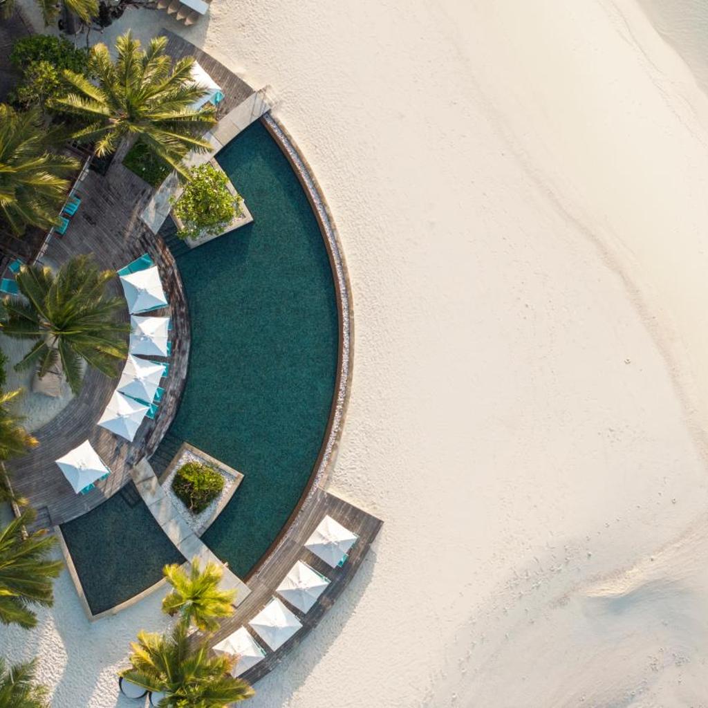 Constance Moofushi Resort, photo 3
