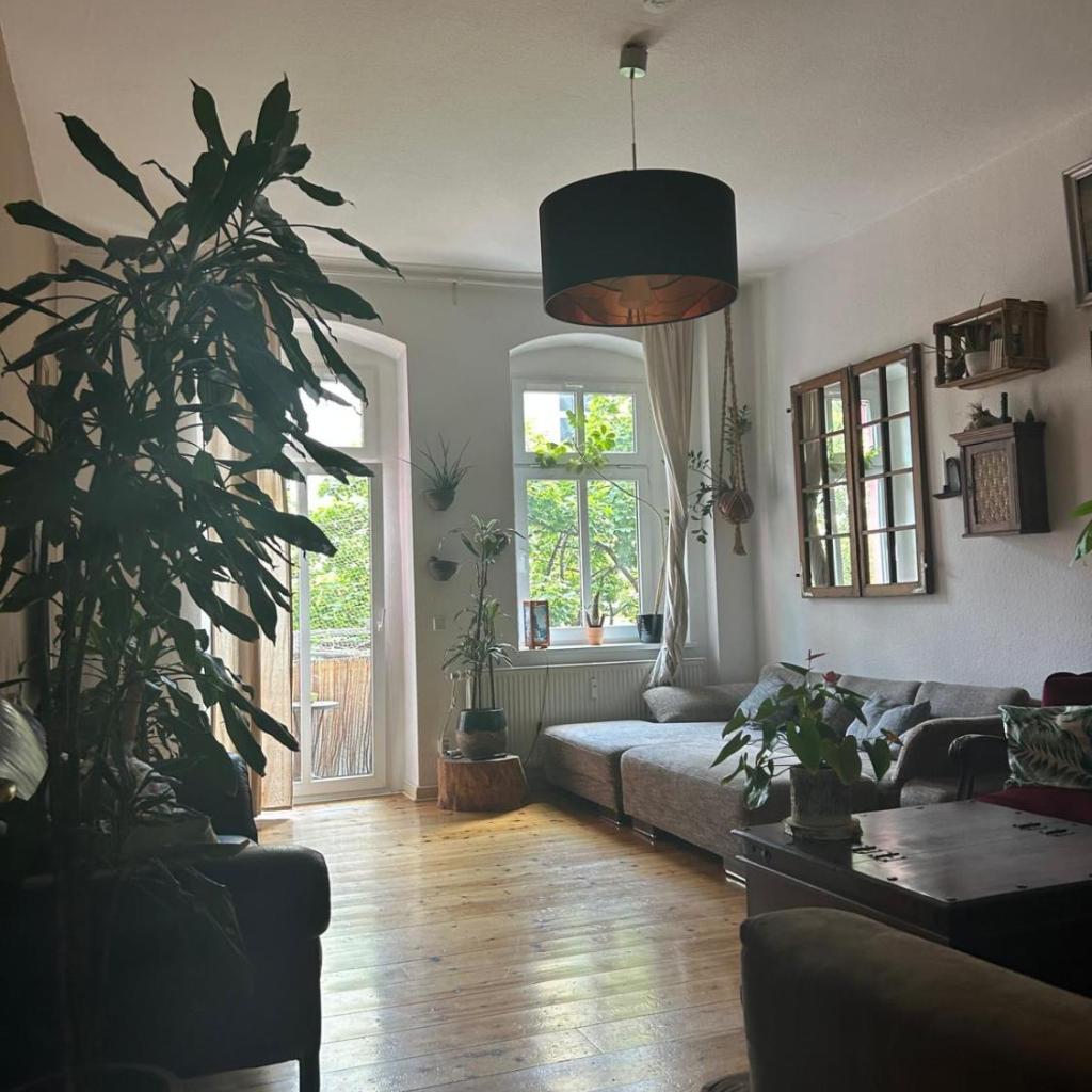Photograph of Sonnige und ruhige Altbauwohnung in Friedrichshain