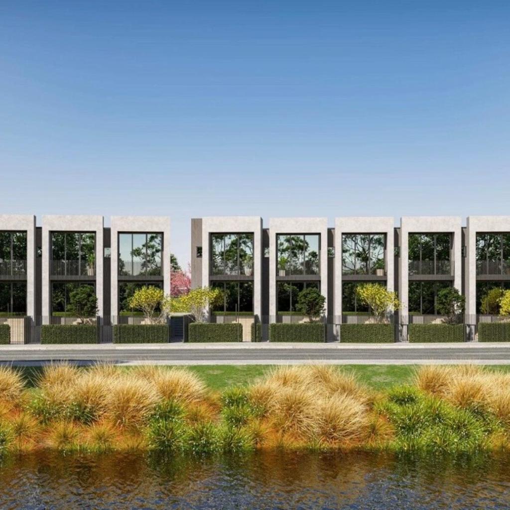Photograph of Luxury Riverside Townhouse - Walk to Stadium - CBD