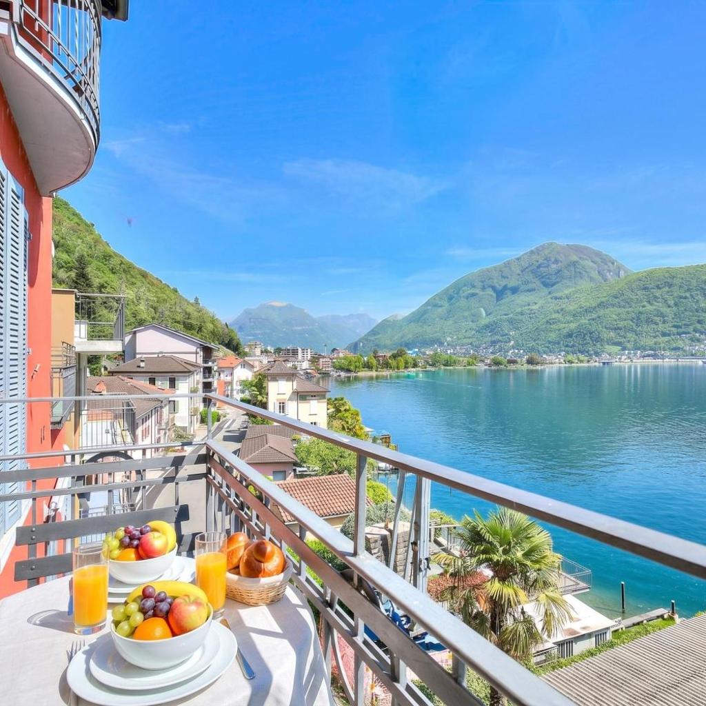 Image 16 - 76 The Lake House - Lugano