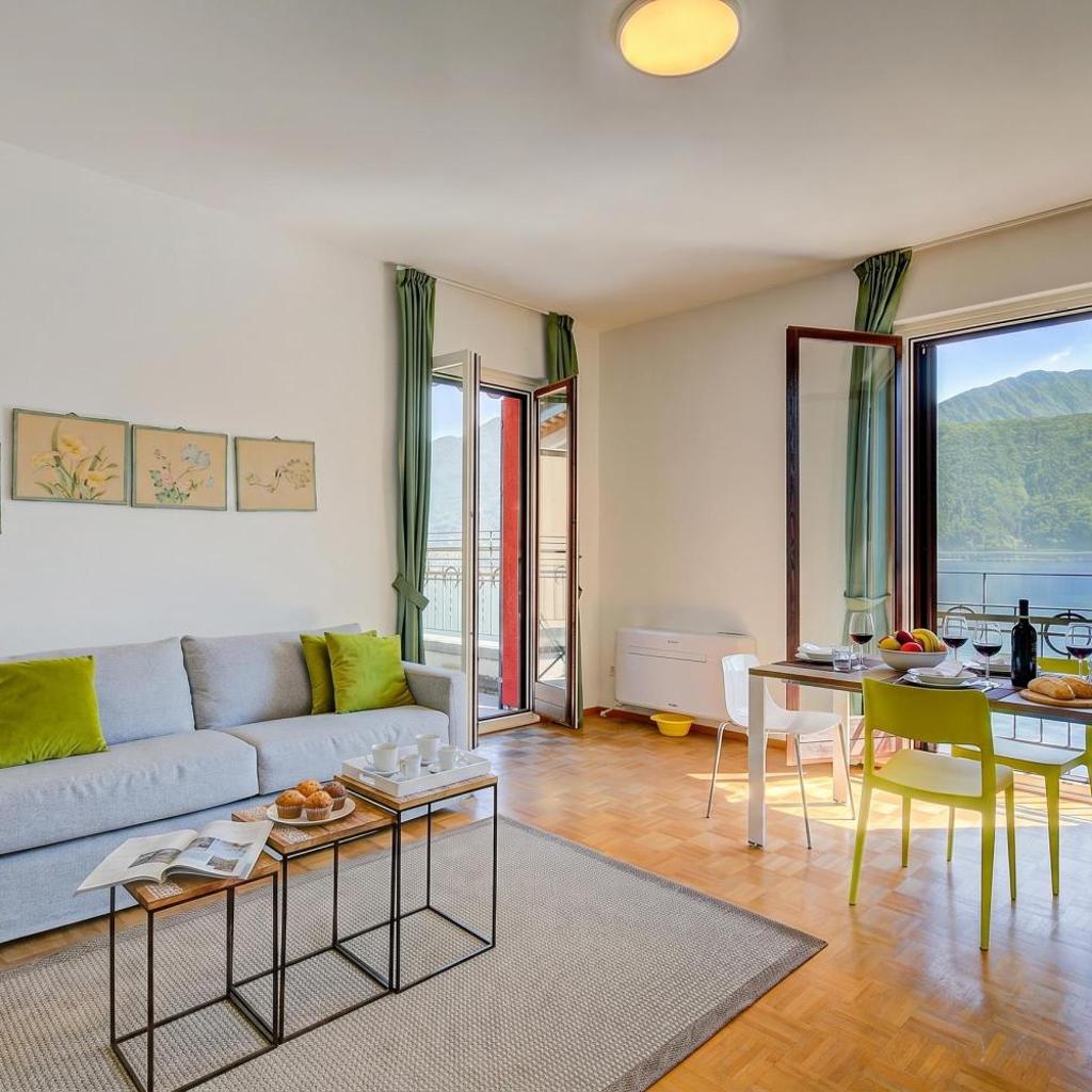 Image 23 - 76 The Lake House - Lugano
