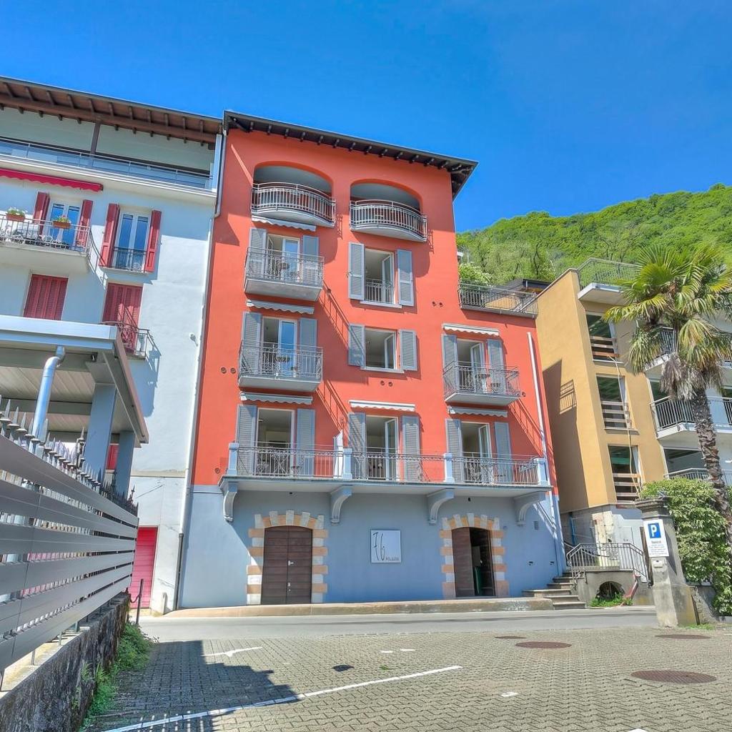 Image 64 - 76 The Lake House - Lugano