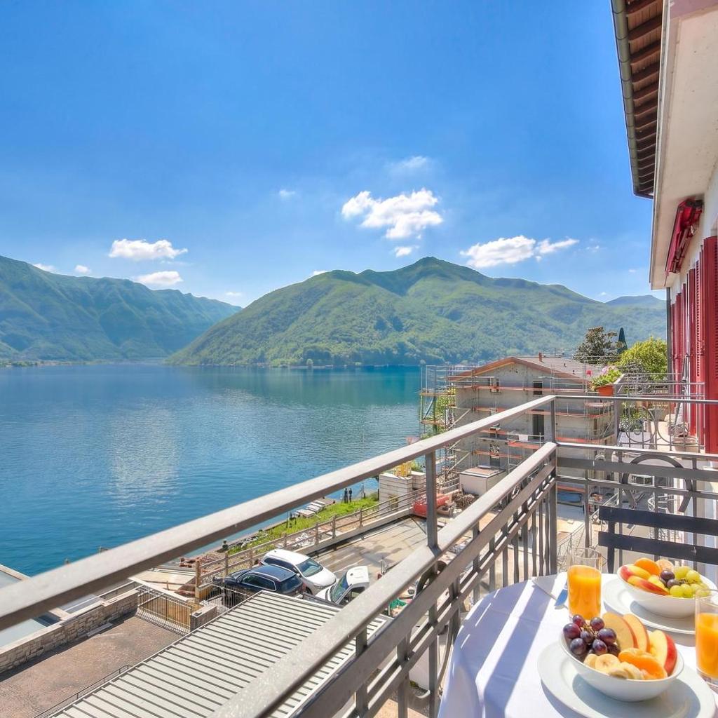Image 130 - 76 The Lake House - Lugano