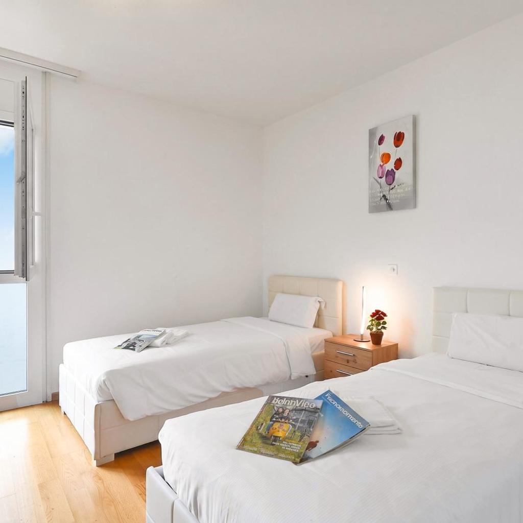 Image 6 - Imbarcadero Apartment Locarno - Happy Rentals