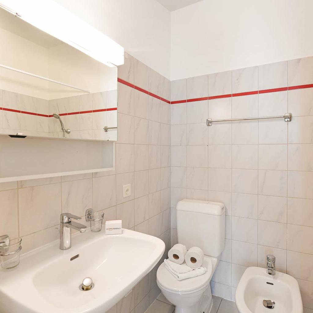Image 7 - Imbarcadero Apartment Locarno - Happy Rentals