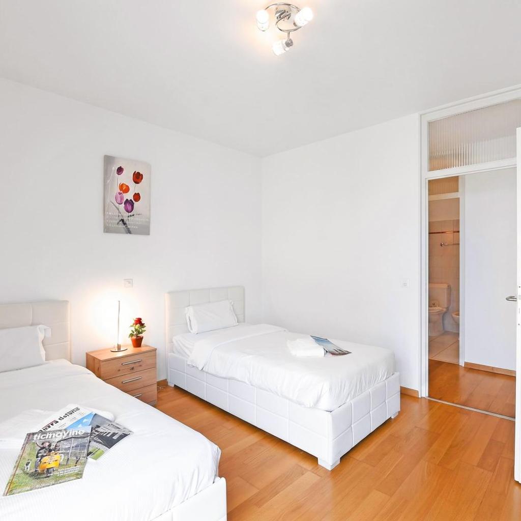 Image 13 - Imbarcadero Apartment Locarno - Happy Rentals
