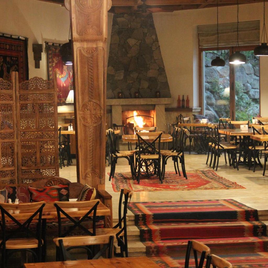 Vardzia Resort — 