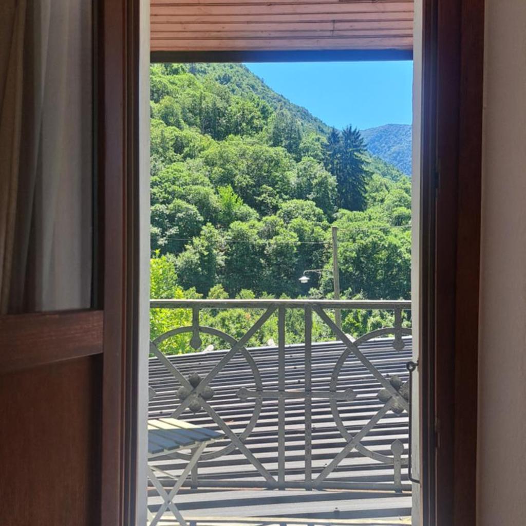 Image 64 - BnB Casa Bellavista Sant Abbondio 6577 Ranzo