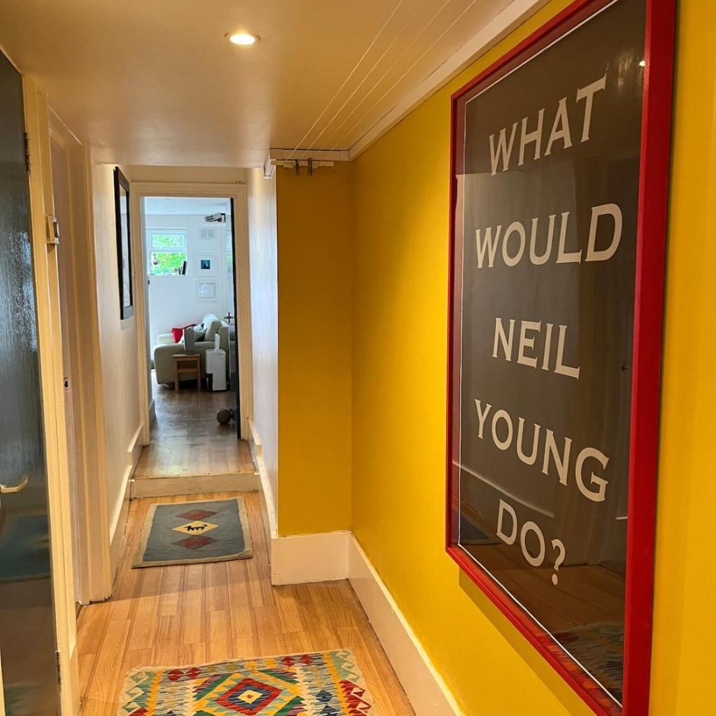 Photograph of Comfy child/dog friendly garden flat heart Camden