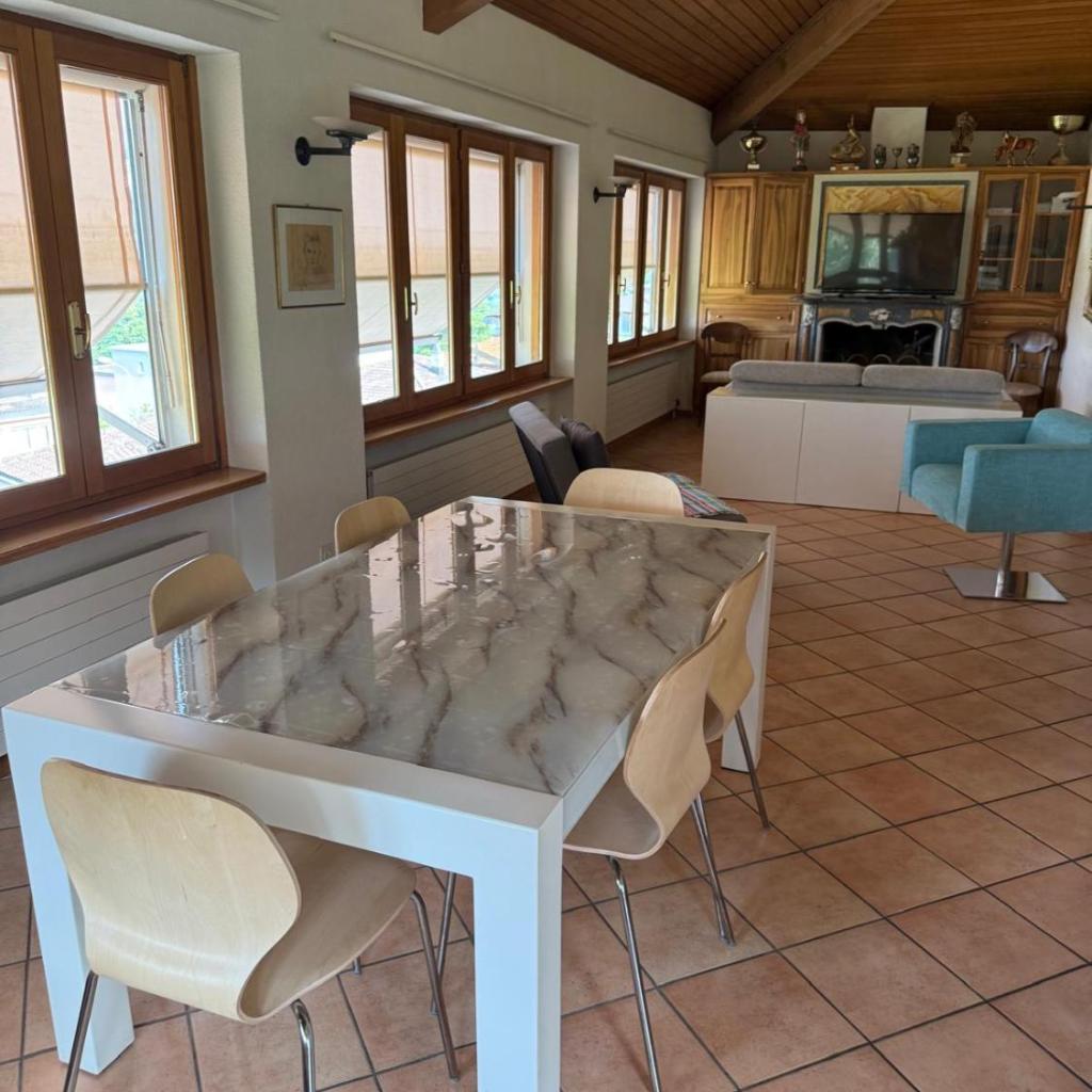 Image 27 - Executive Lake View with Private Garden