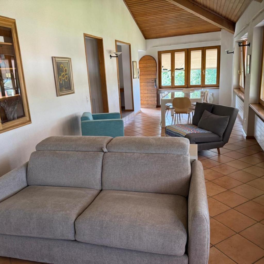 Image 31 - Executive Lake View with Private Garden