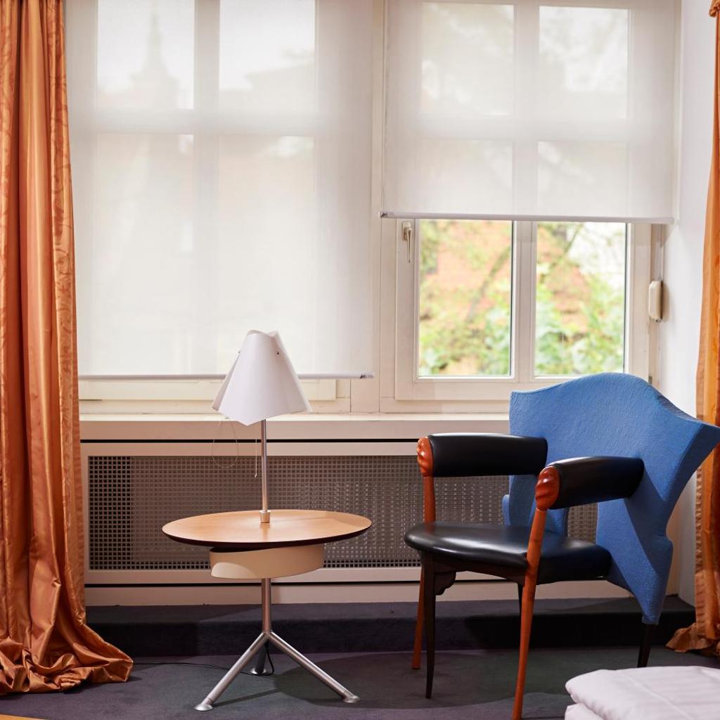 RomanticHOTEL Goldener Karpfen - das kleine, feine Grandhotel direkt in der Altstadt — 