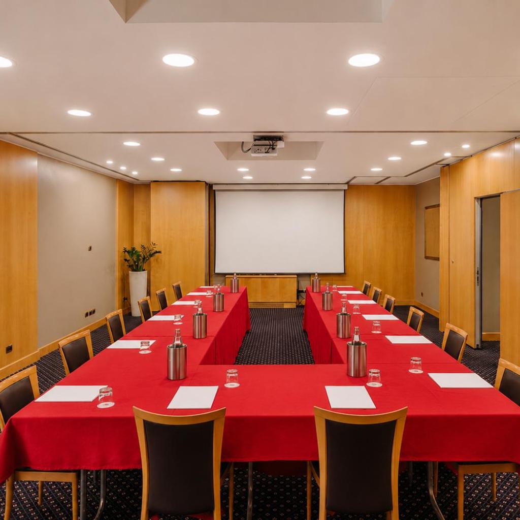 Photograph of City Life Hotel Poliziano, by R Collection Hotels
