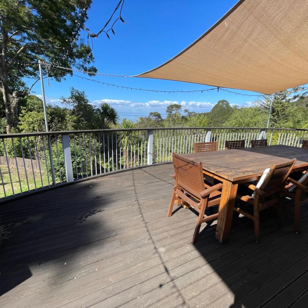 Photograph of Stunning Titirangi Bush & Sea View Sanctuary