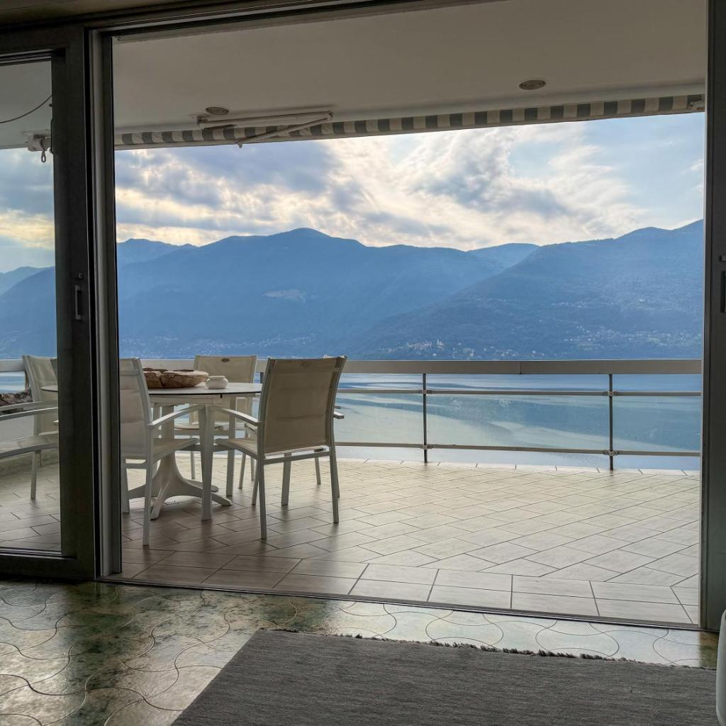Image 1 - Casa Martina, 4,5-Zimmerhaus by HolAp SA