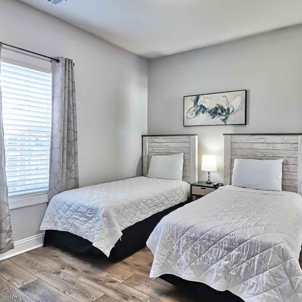 Photograph of Pet-Friendly Luxury 3BR with Pool Sleeps 8 Near Beach