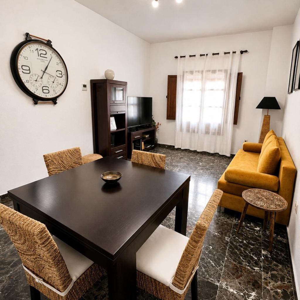 Photograph of Local Granada Penthouse