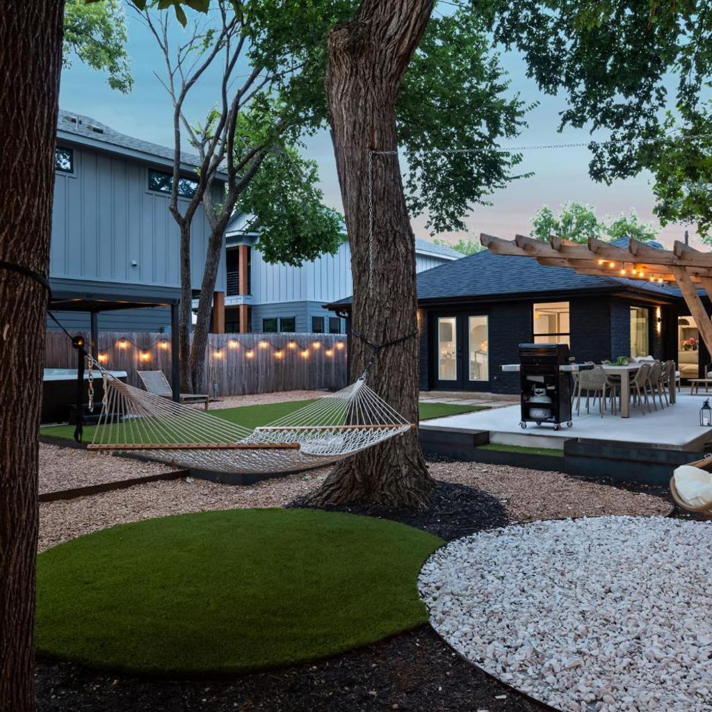 Photograph of Onyx & Oak - Hot Tub & Backyard Oasis East Austin