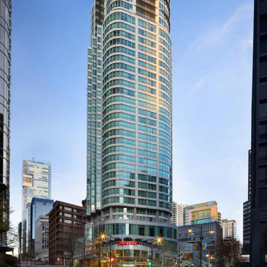Photograph of Vancouver Marriott Pinnacle Downtown Hotel