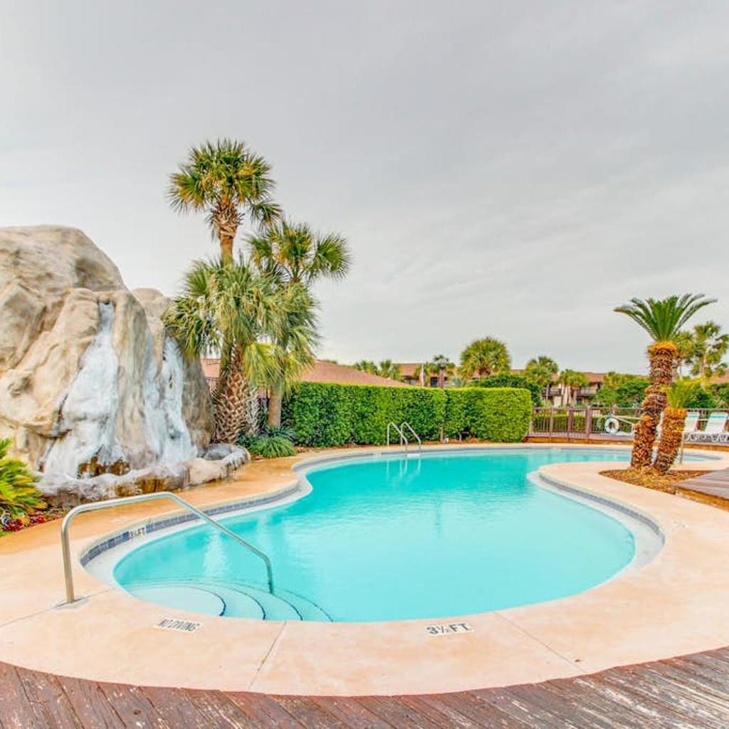 Photograph of Dog-friendly resort condo with pools hot tub tennis basketball fitness room