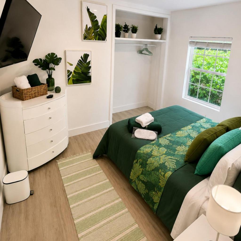 Photograph of House 2 Bedrooms plus CouchBed Best Location MIami Private Parking, Laundry, Storage for Luggage