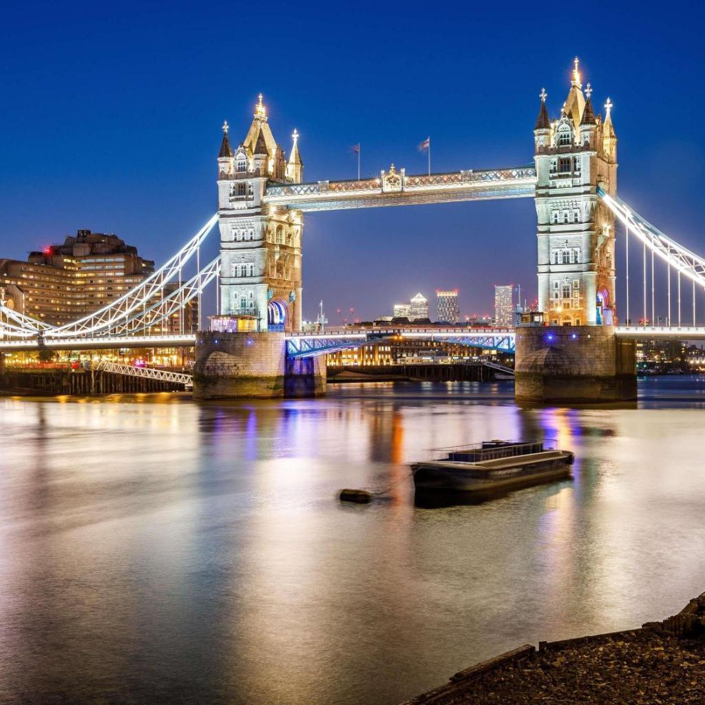 Photograph of Novotel London Bridge