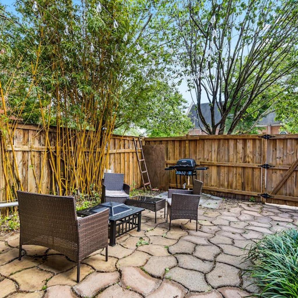 Photograph of Hip & vibrant townhome near downtown with private patio grill AC and WiFi