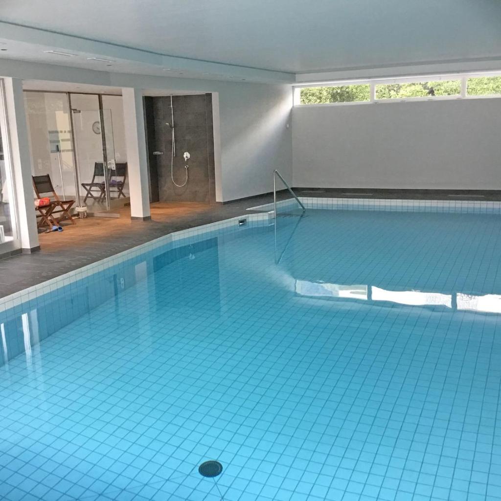 Image 10 - Moderne Ferienwohnung mit Seeblick, Pool & Balkon