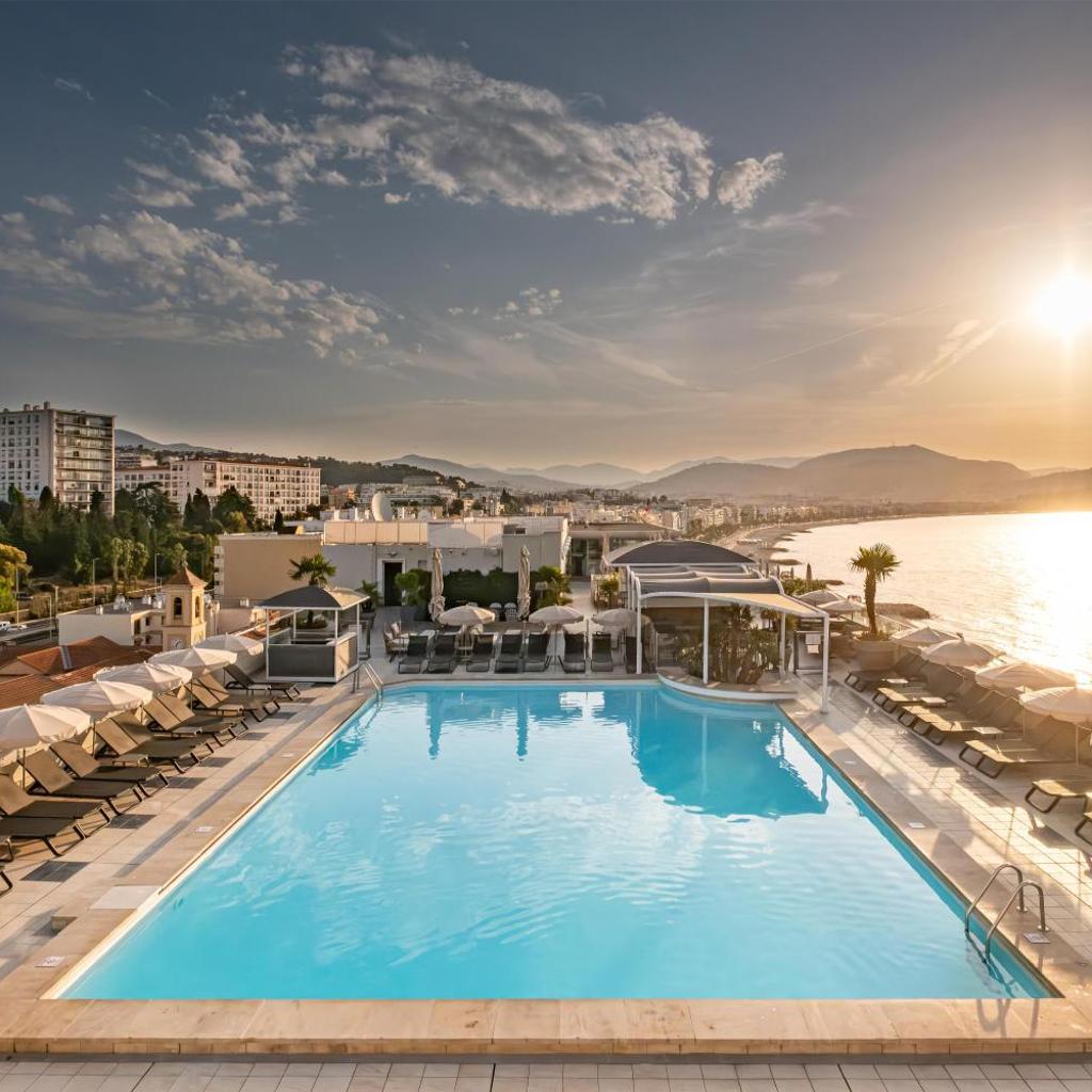Photograph of Radisson Blu Hotel Nice