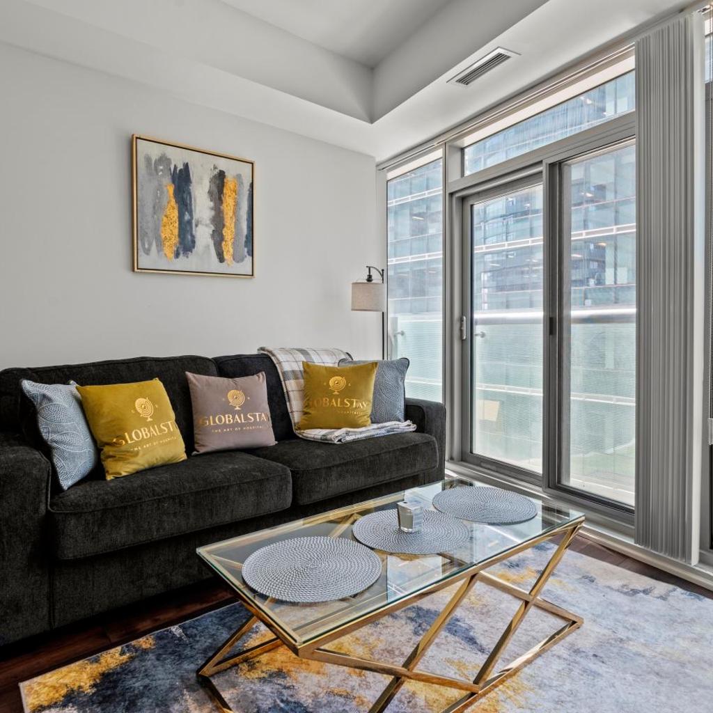 Photograph of Classy 1 Bedroom Condo in Downtown Toronto