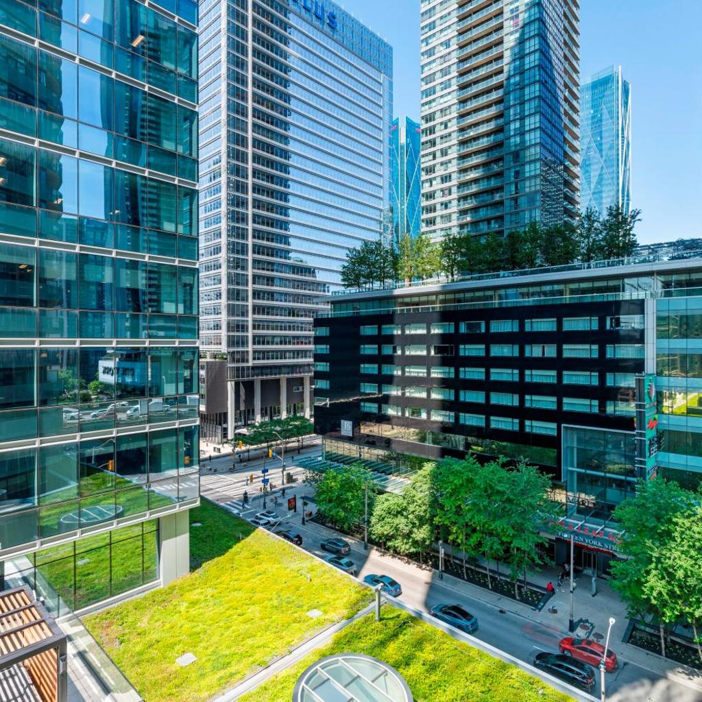 Photograph of Classy 1 Bedroom Condo in Downtown Toronto