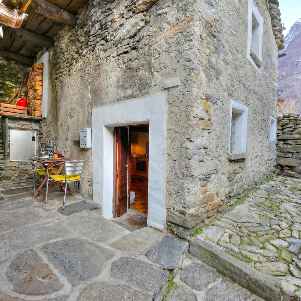 Image 14 - Rustico Caterina - Corippo- Happy Rentals