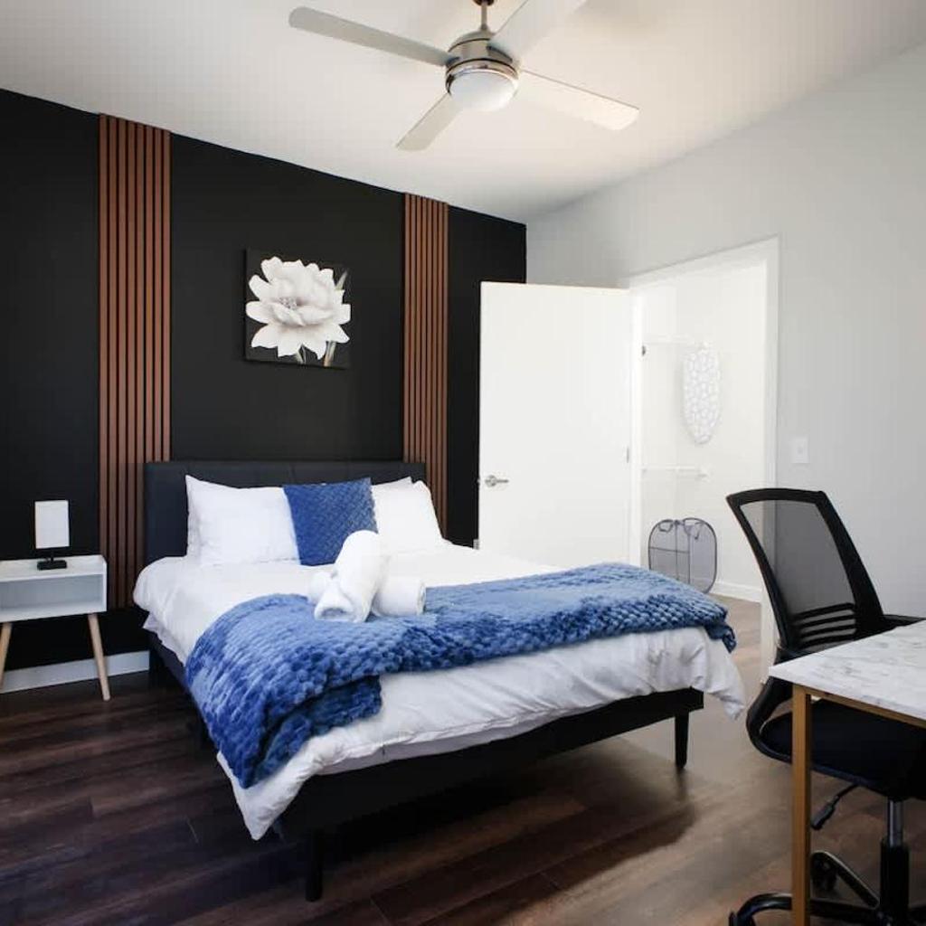 Photograph of Modern 2BR Getaway-w Parkng, Near Rvrwlk&Conv Ctr