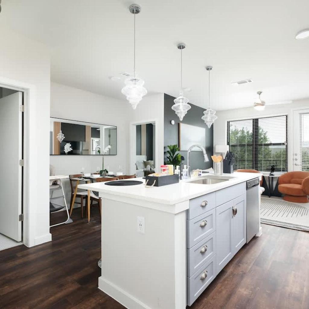 Photograph of 2BR Urban Escape-w Prkng, Near Rvrwalk & Conv Ctr