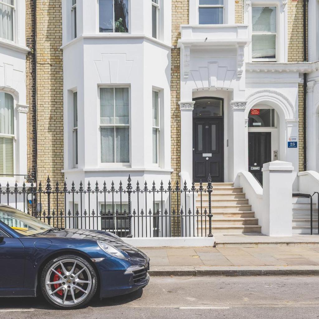 Photograph of Prestigious Chelsea- HotTub, Arcade, Garden- Hosts 7