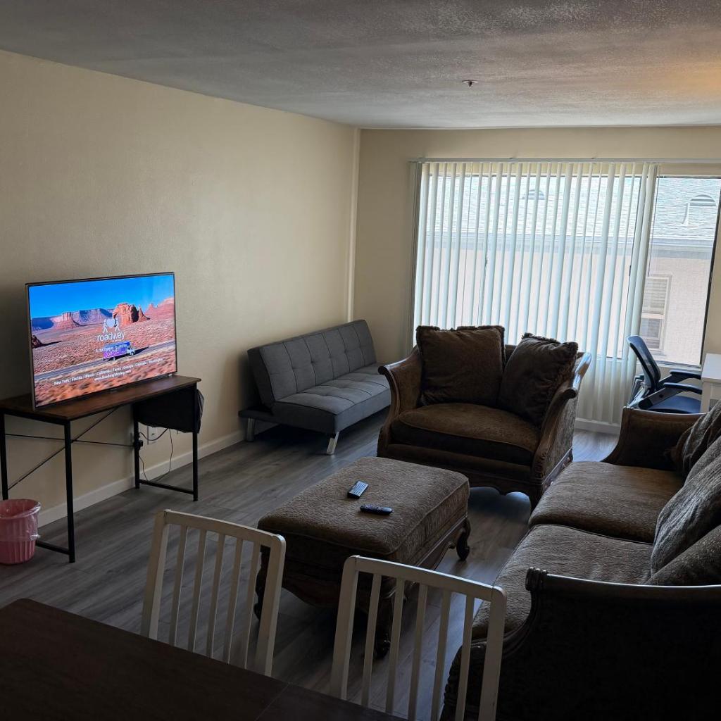 Photograph of 2Bd 2Ba Prime Westwood One Block from UCLA