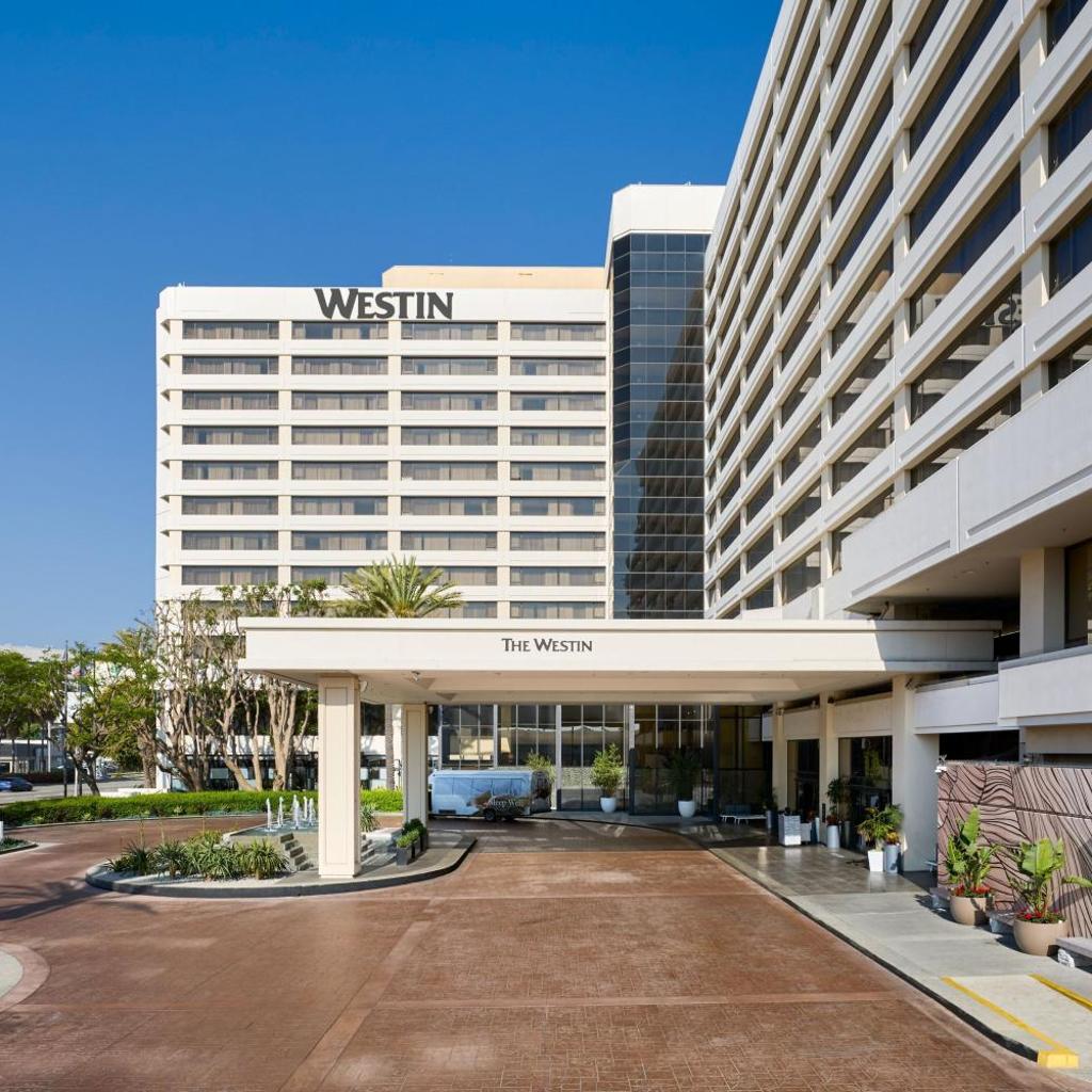 Photograph of The Westin Los Angeles Airport
